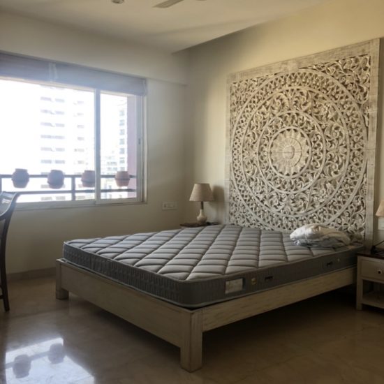 properties bandra khar santacruz