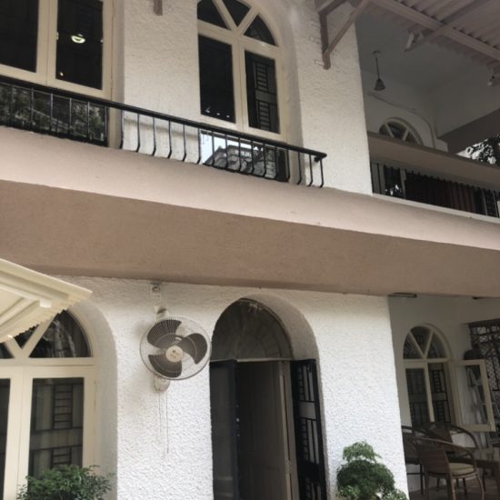 properties bandra khar santacruz