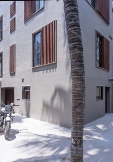 properties bandra khar santacruz