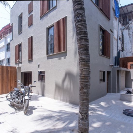 properties bandra khar santacruz