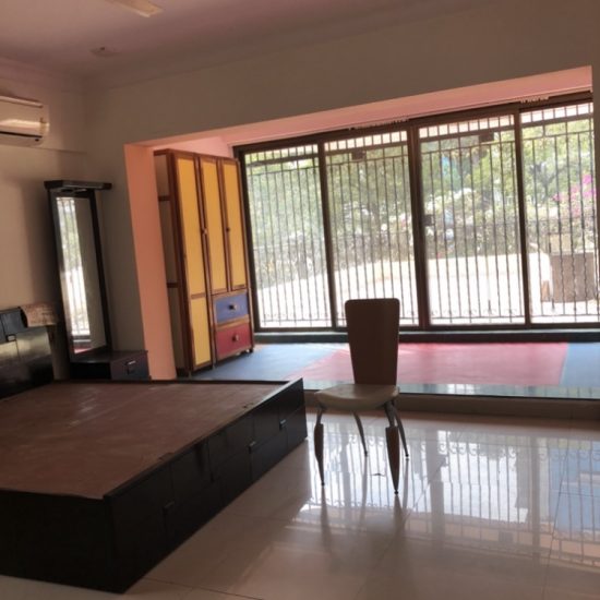 properties bandra khar santacruz